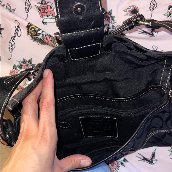 Coach Black Shoulder Bag with Buckle Detail - Picture 4 of 4